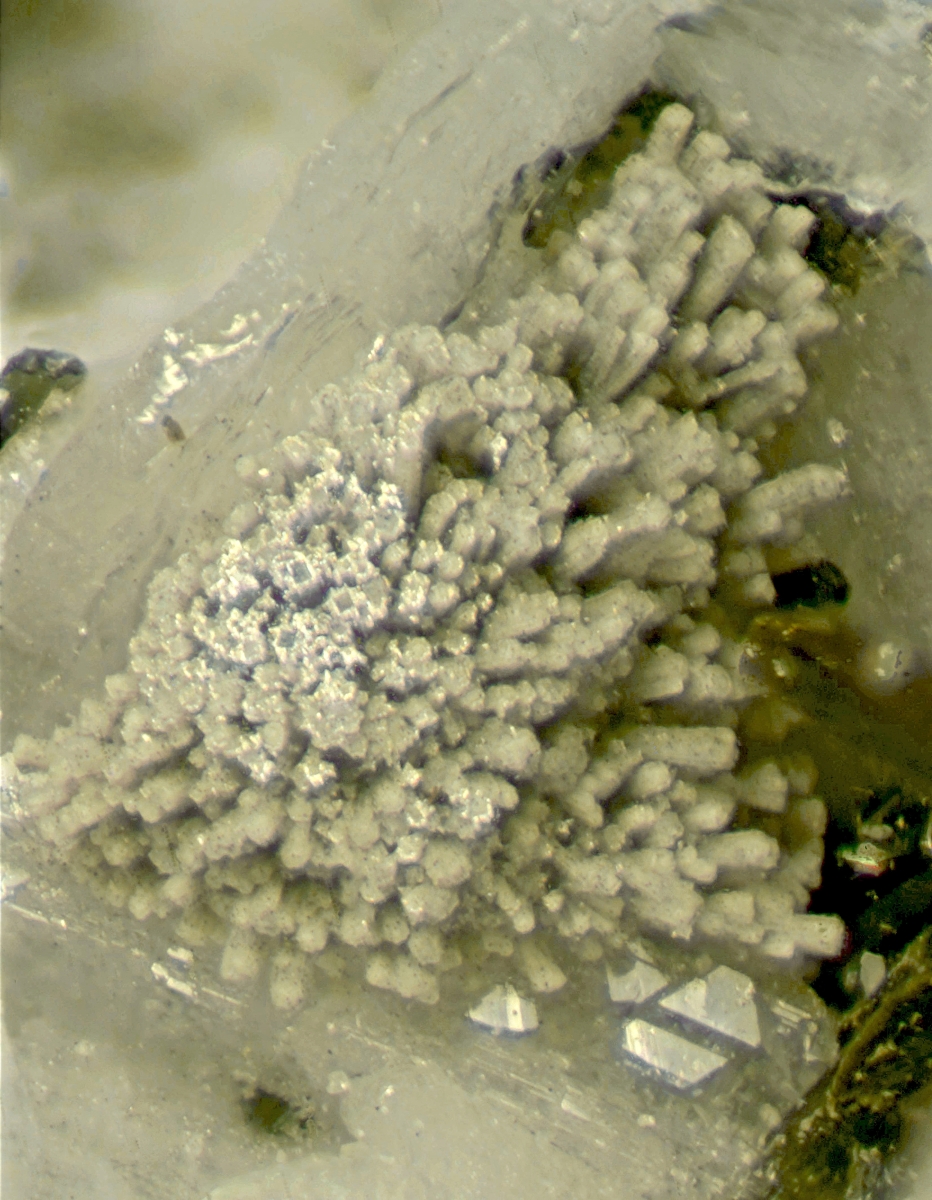 Steacyite With Eudidymite