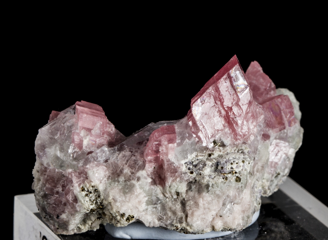 Rhodochrosite With Fluorite