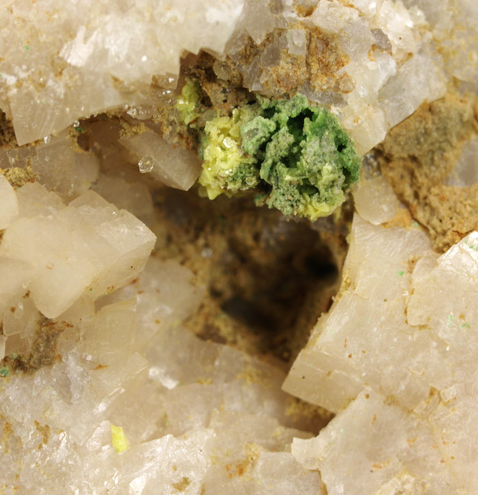 Metanováčekite & Metazeunerite