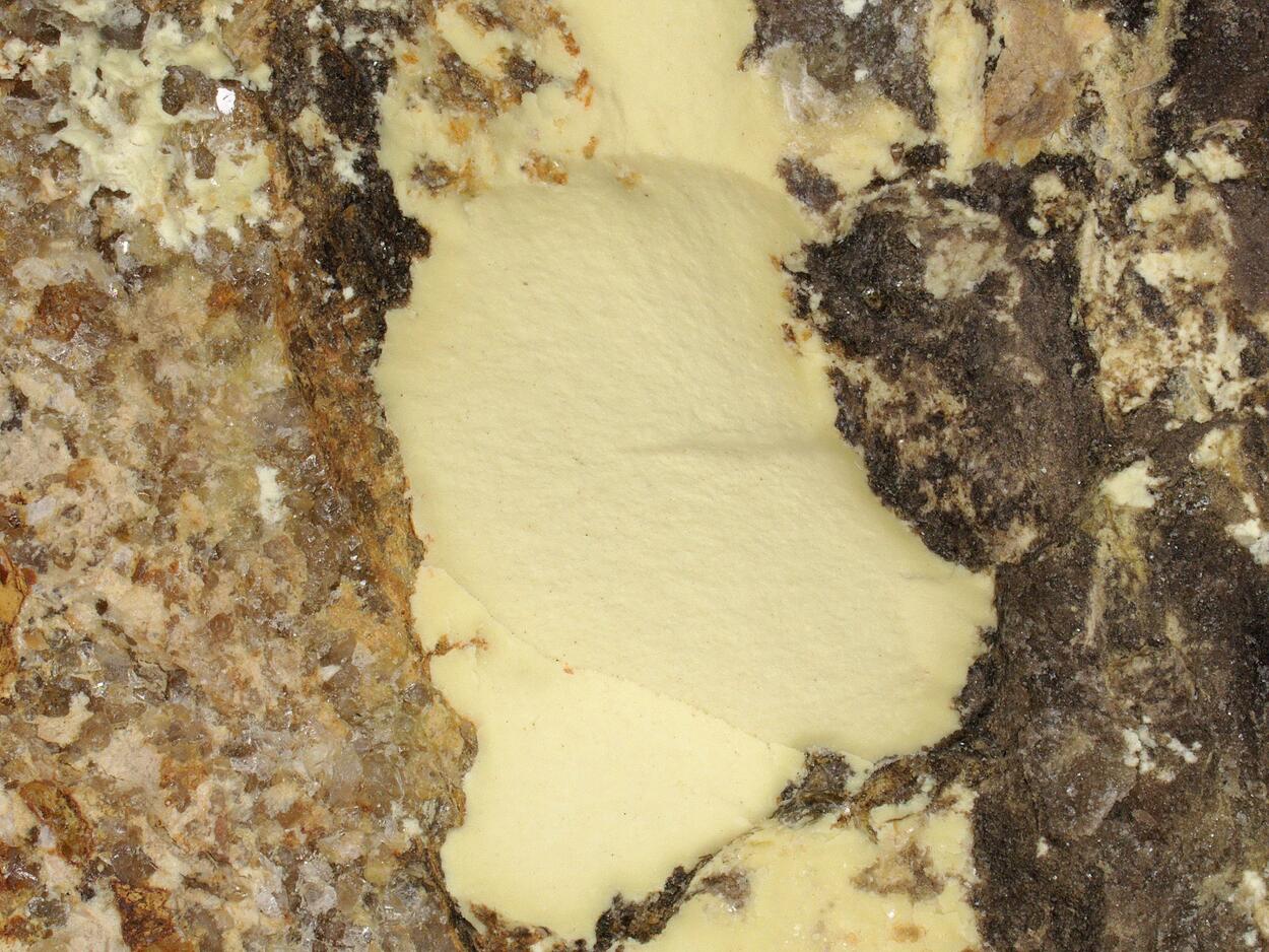 Coconinoite