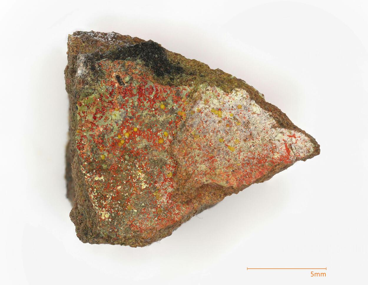 Umohoite & Calcurmolite