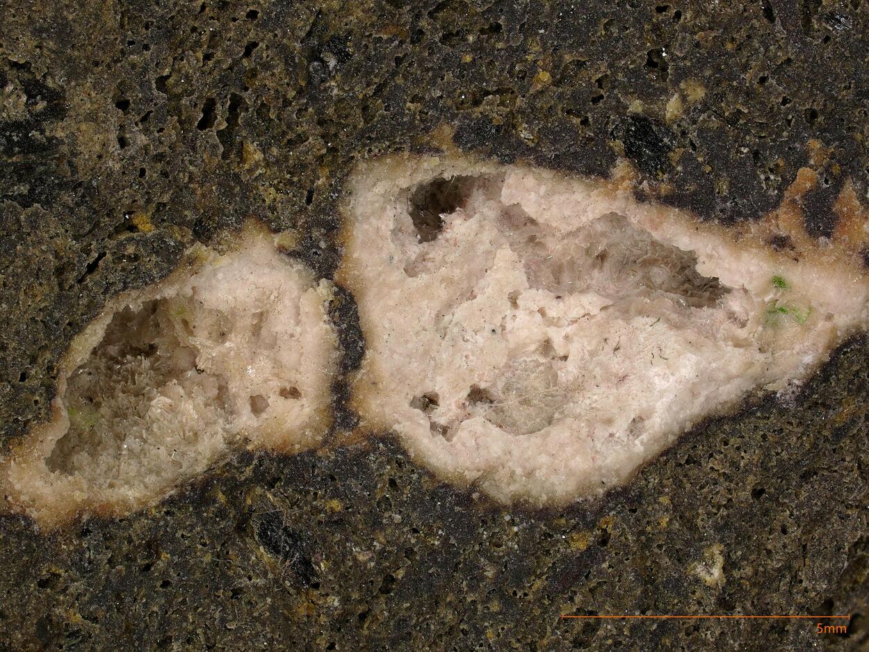 Ferri-obertiite
