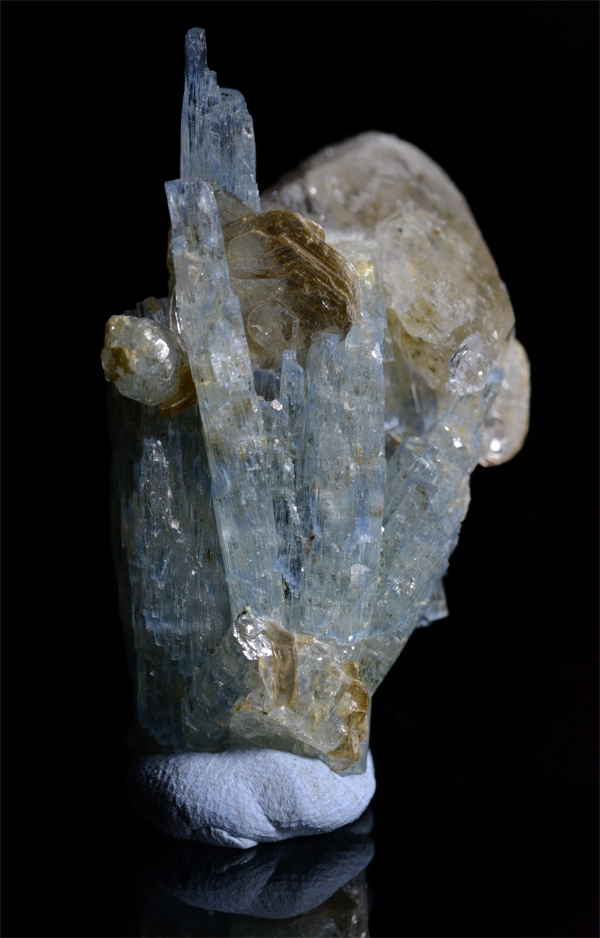 Beryl With Quartz & Mica