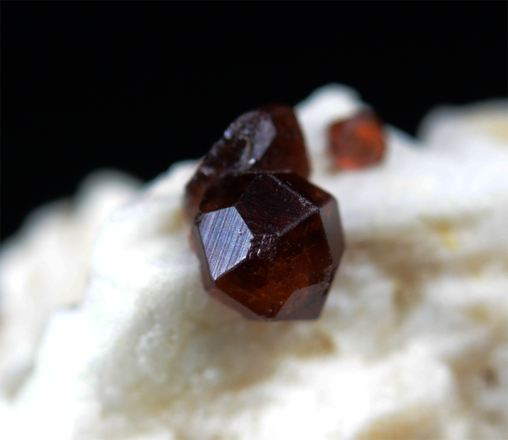 Garnet Var Spessartine