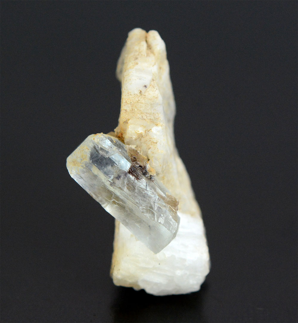 Aquamarine With Feldspar