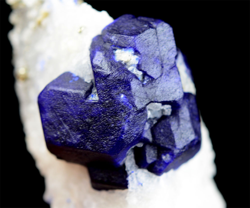 Lazurite With Calcite