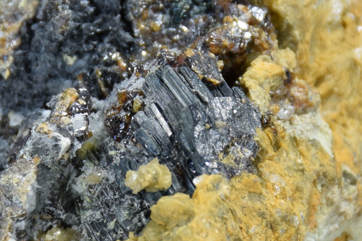 Dadsonite Bournonite & Siderite