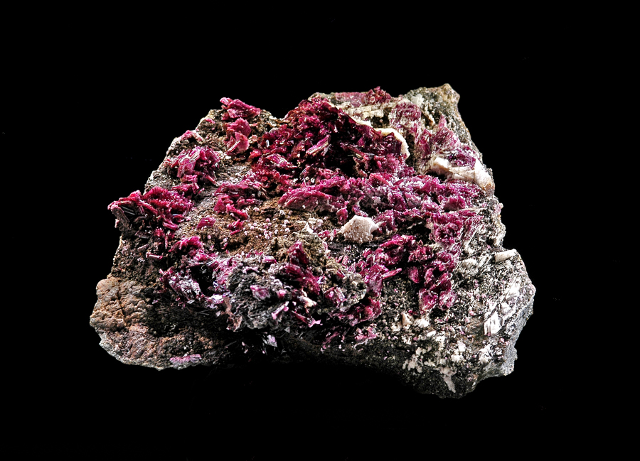 Erythrite