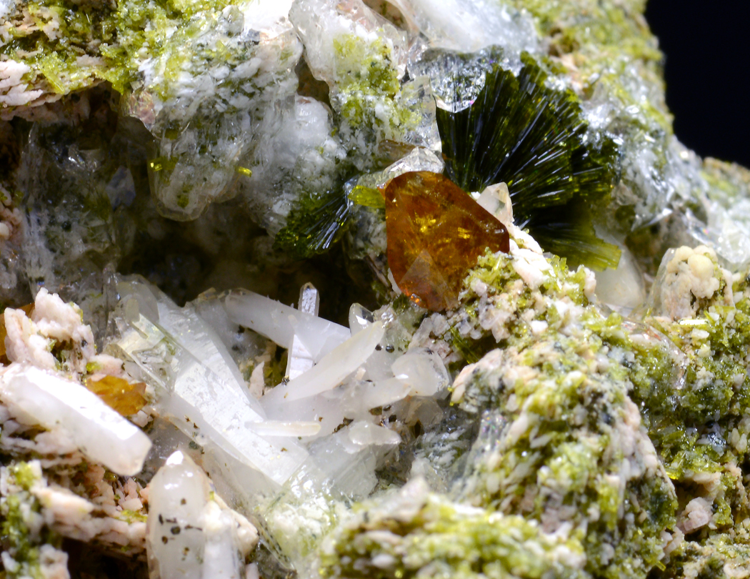 Titanite & Epidote & Quartz