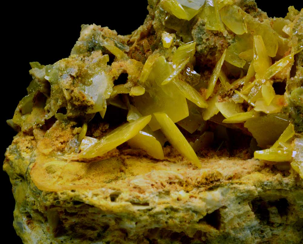 Wulfenite