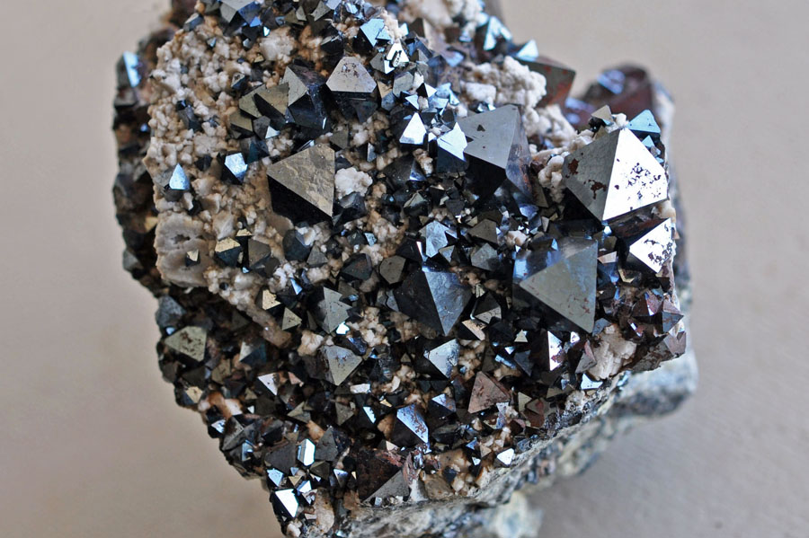 Magnetite & Feldspar