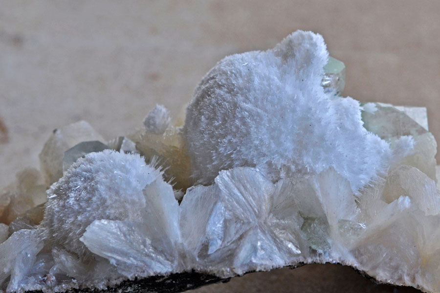 Scolecite Apophyllite & Stilbite