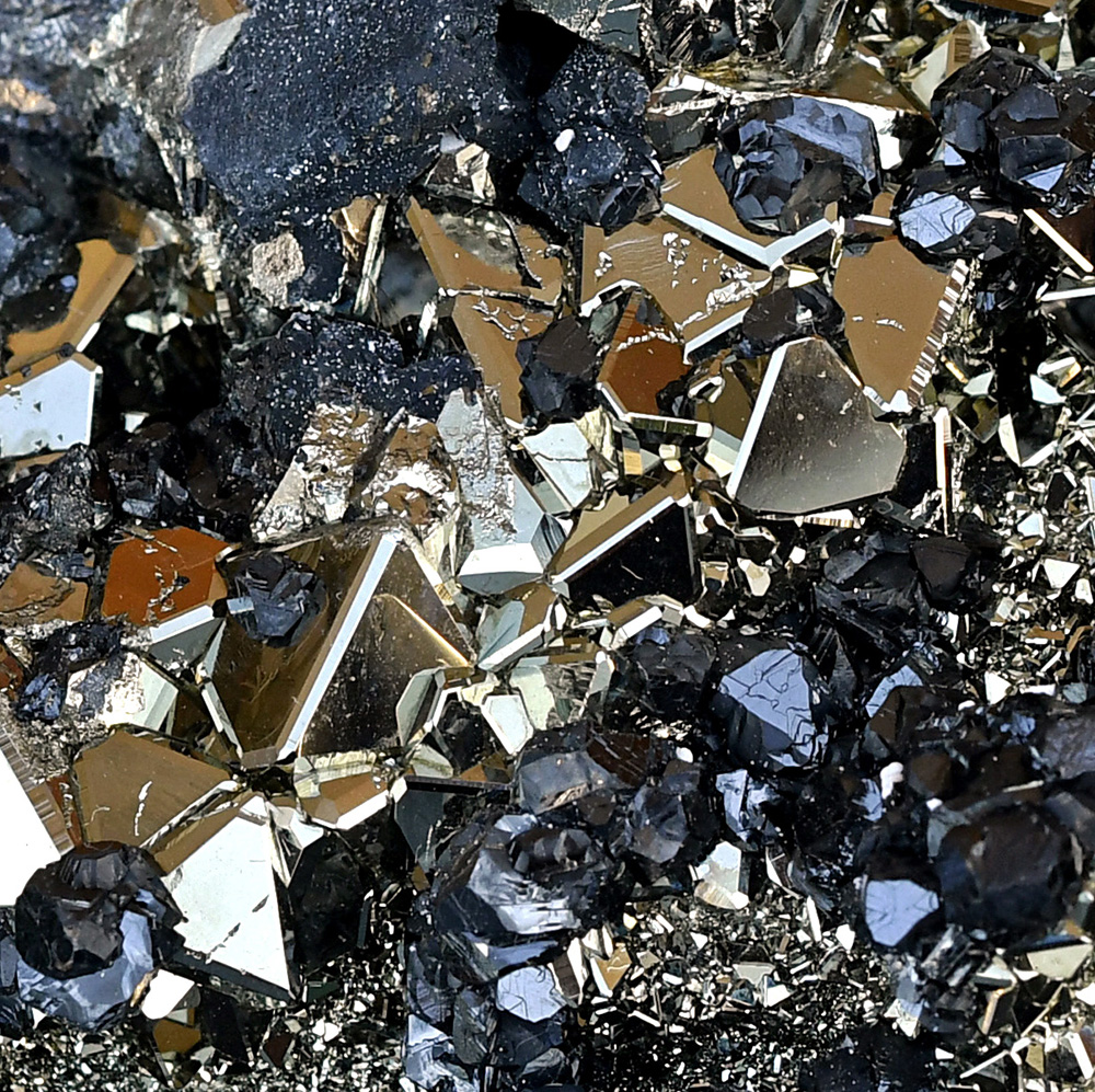 Pyrite & Sphalerite Var Marmatite