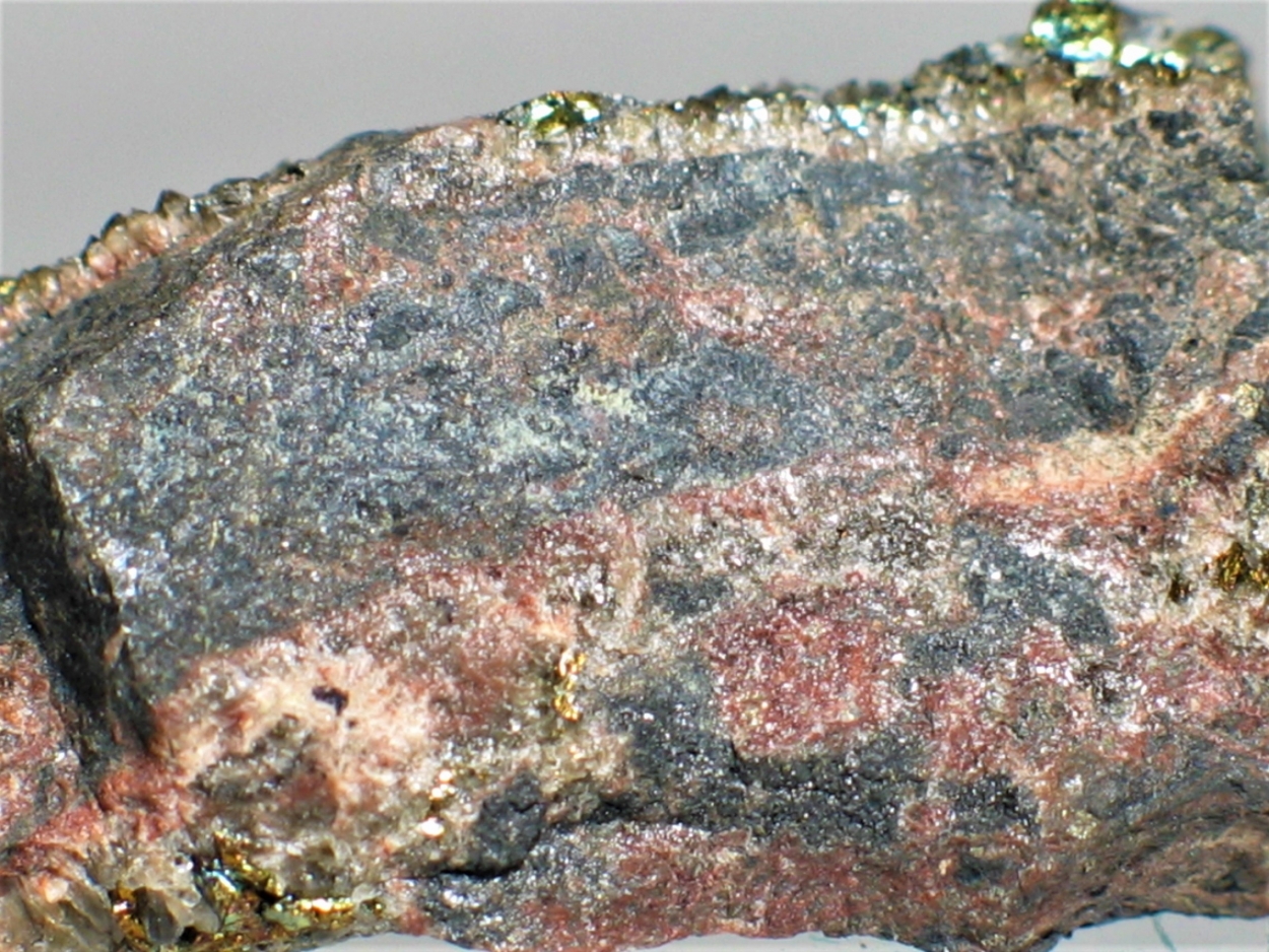 Uraninite & Chalcopyrite