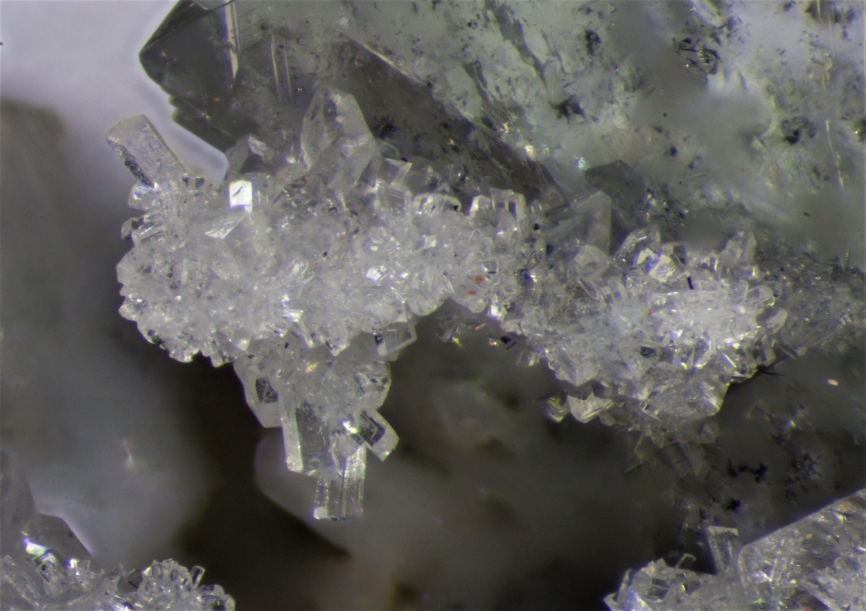 Heulandite-Ba With Fluorite & Pyrite