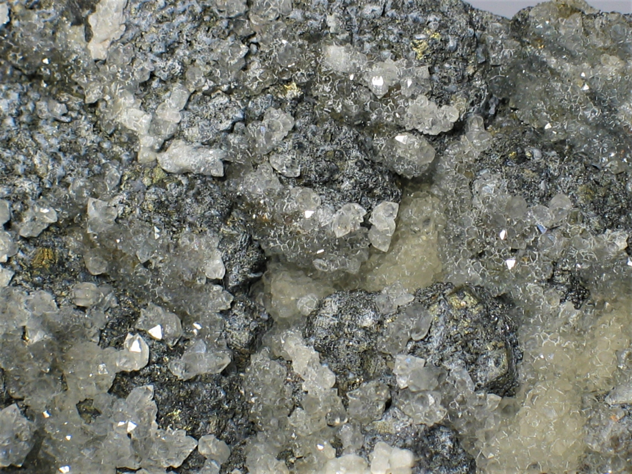 Sphalerite & Hydrozincite