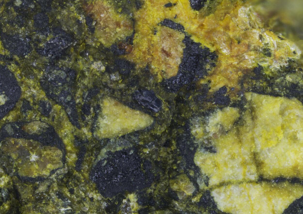 Schoepite Ianthinite & Uraninite