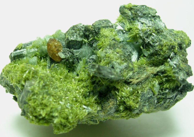 Titanite Clinozoisite & Actinolite