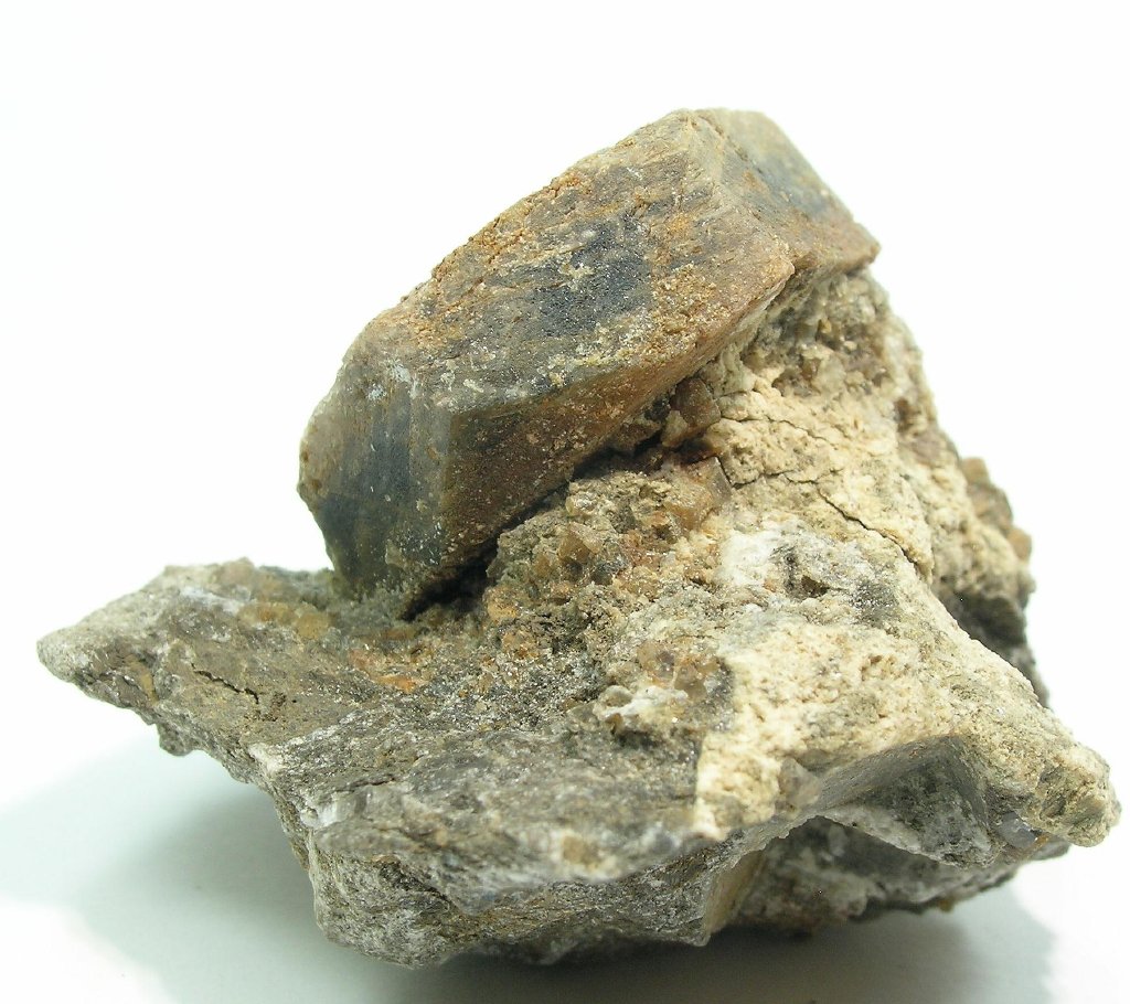 Magnesite Var Pistomesite