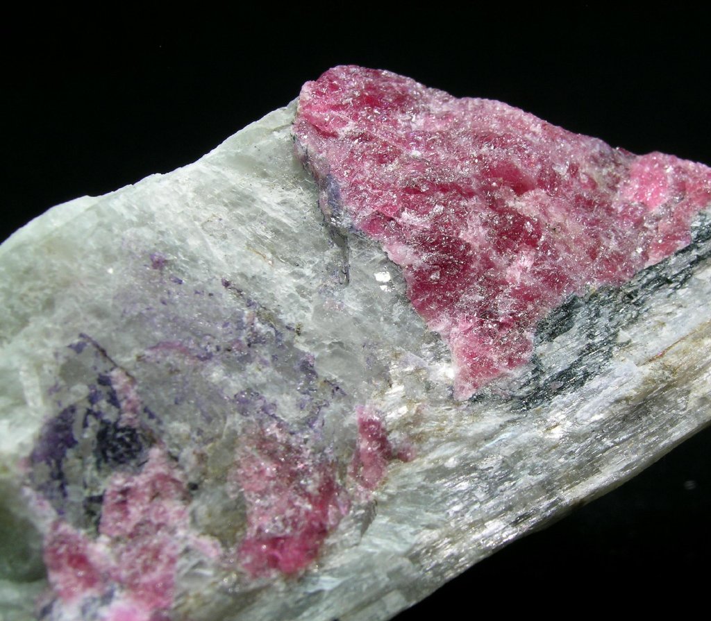 Eudialyte & Agrellite