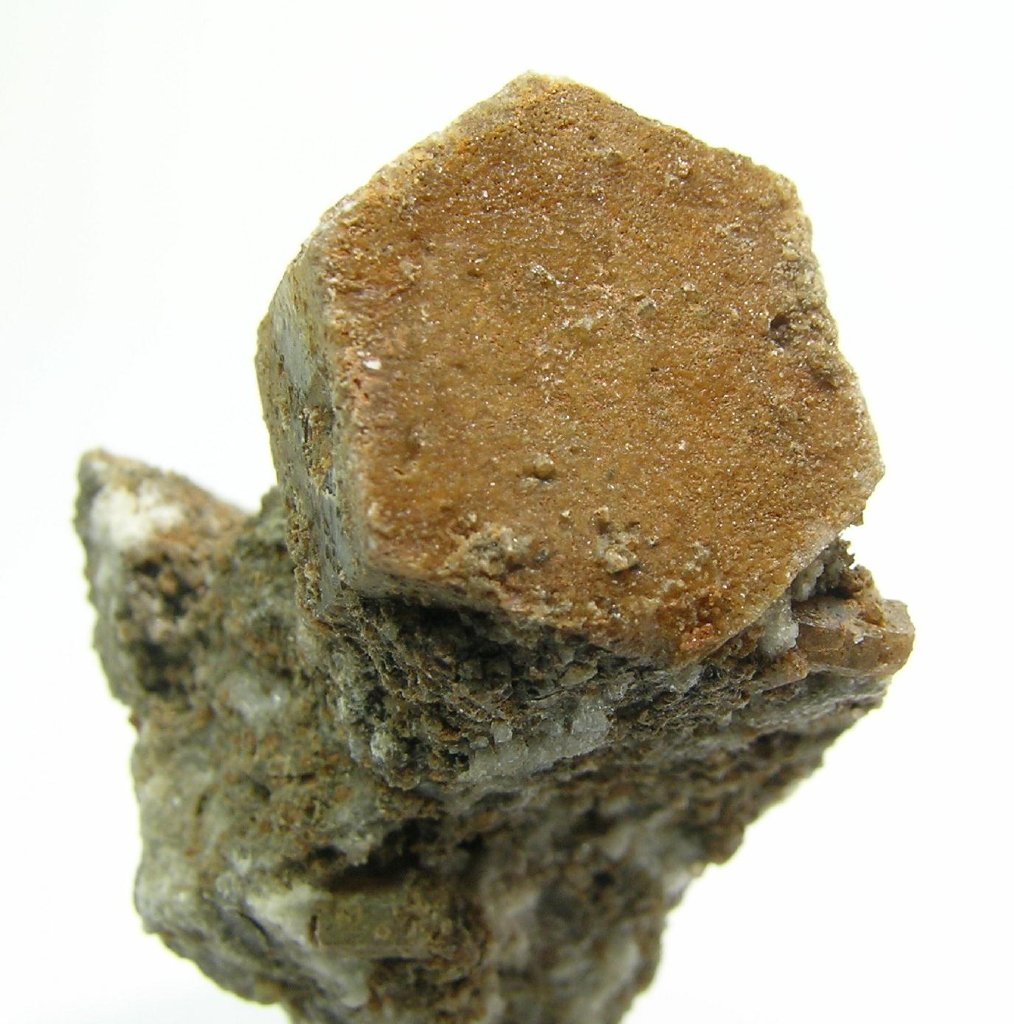 Magnesite Var Pistomesite