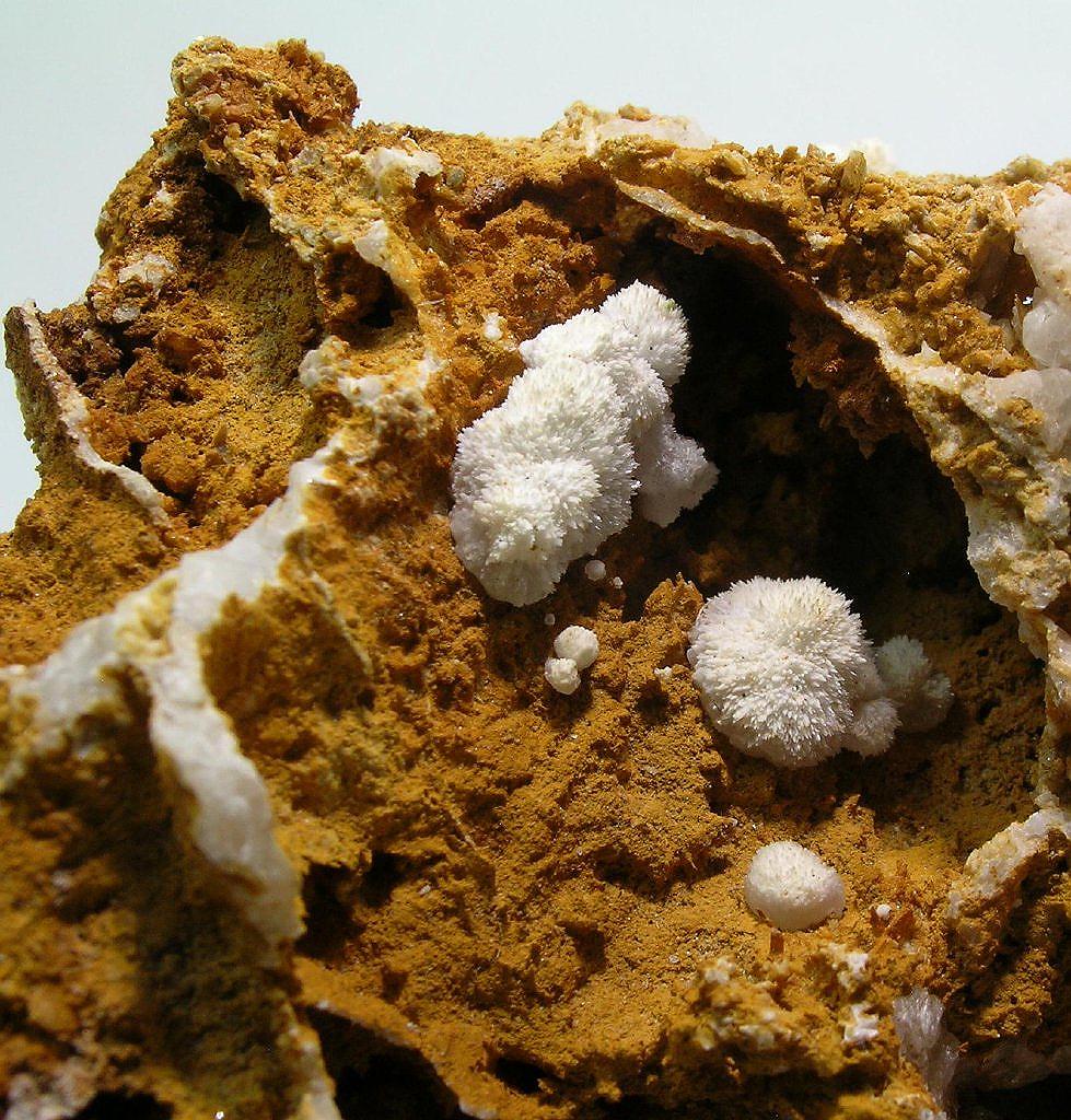 Strontianite & Calcite