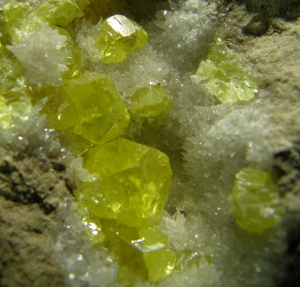 Native Sulphur