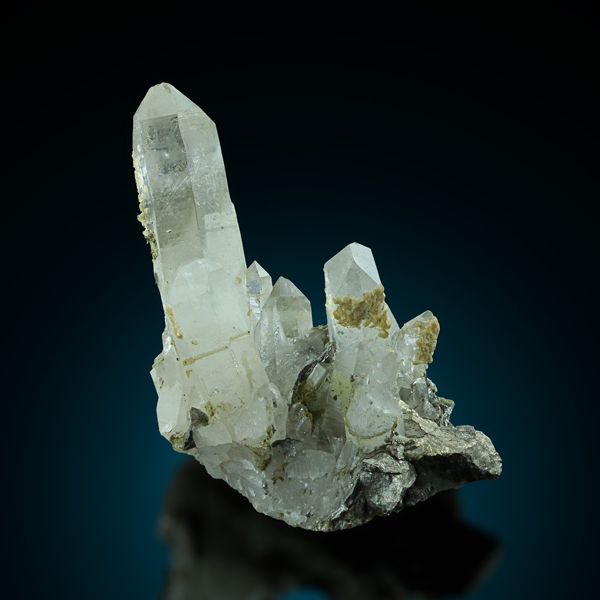 Quartz With Siderite & Arsenopyrite