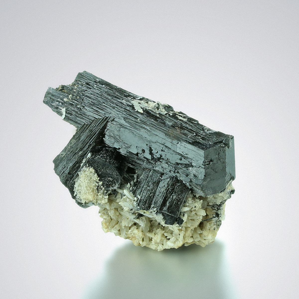 Tourmaline Var Schorl With Quartz