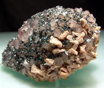 Hematite Dolomite & Quartz