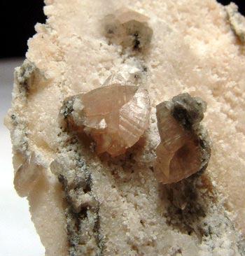 Manganoan Smithsonite & Manganoan Calcite