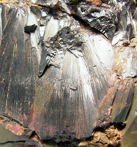 Hematite Var Wood Iron
