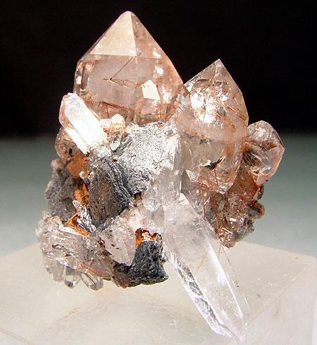 Quartz With Rutile & Siderite