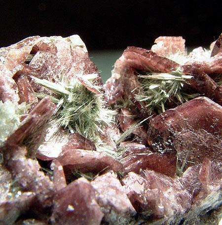 Axinite-(Fe) & Actinolite