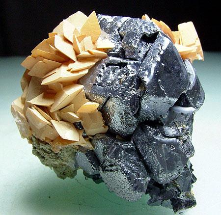 Galena & Manganoan Calcite