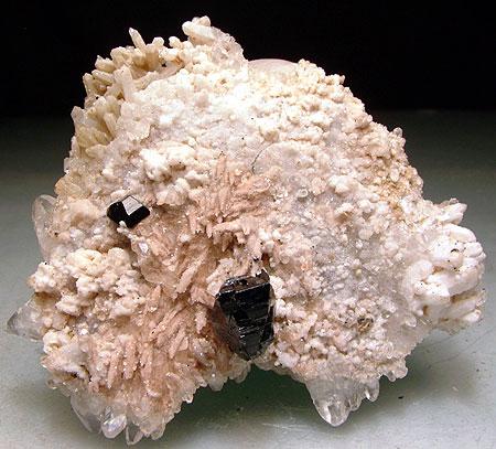 Ilvaite & Calcite