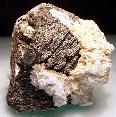 Pyrrhotite & Calcite