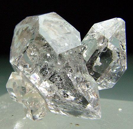 Quartz With Hydrocarbon Inclusions