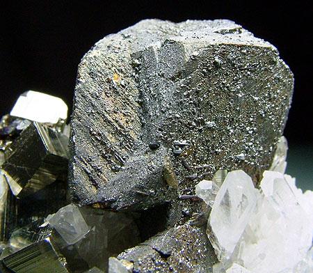 Chalcopyrite Pyrite & Quartz