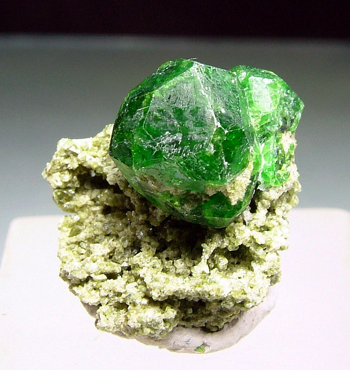 Demantoid