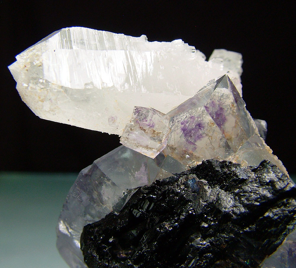 Fluorite With Quartz & Ferberite