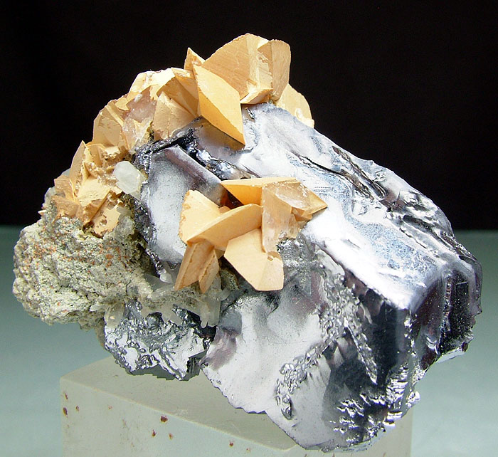 Galena & Manganoan Calcite