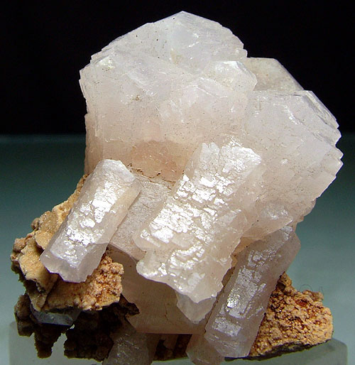 Manganoan Calcite