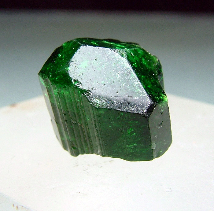 Oxy-vanadium-dravite