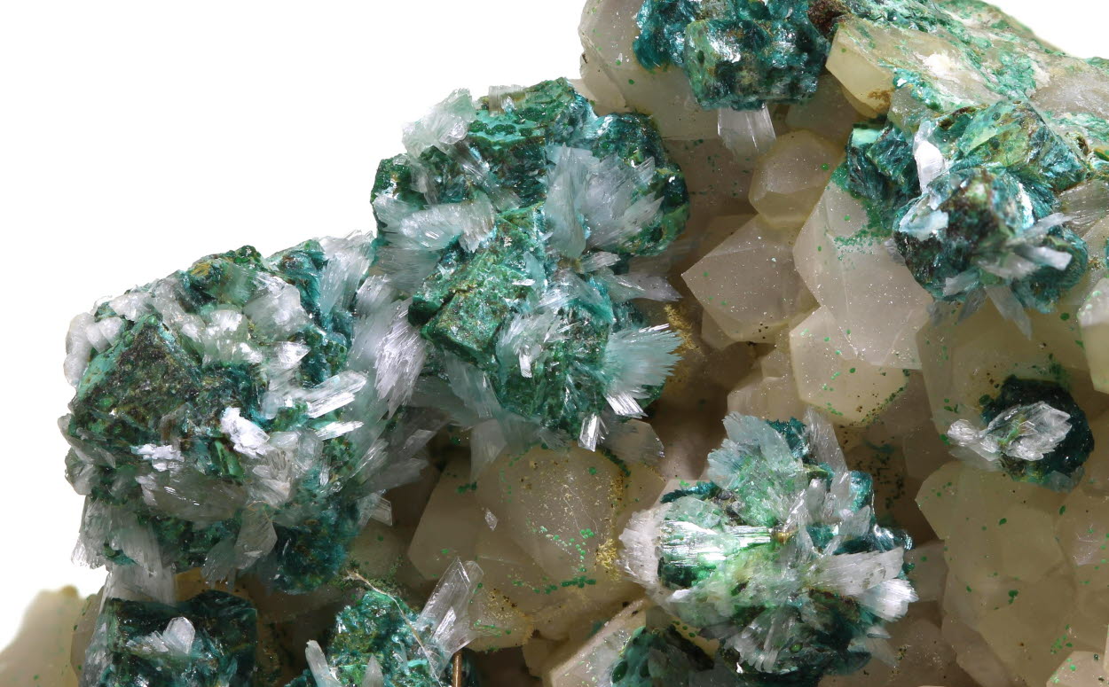 Gypsum On Quartz With Calcite