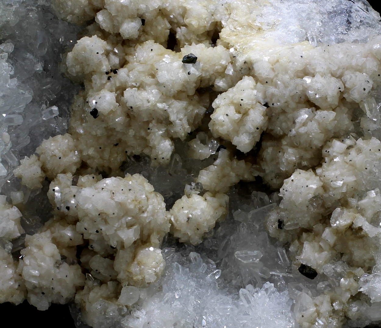 Quartz & Dolomite