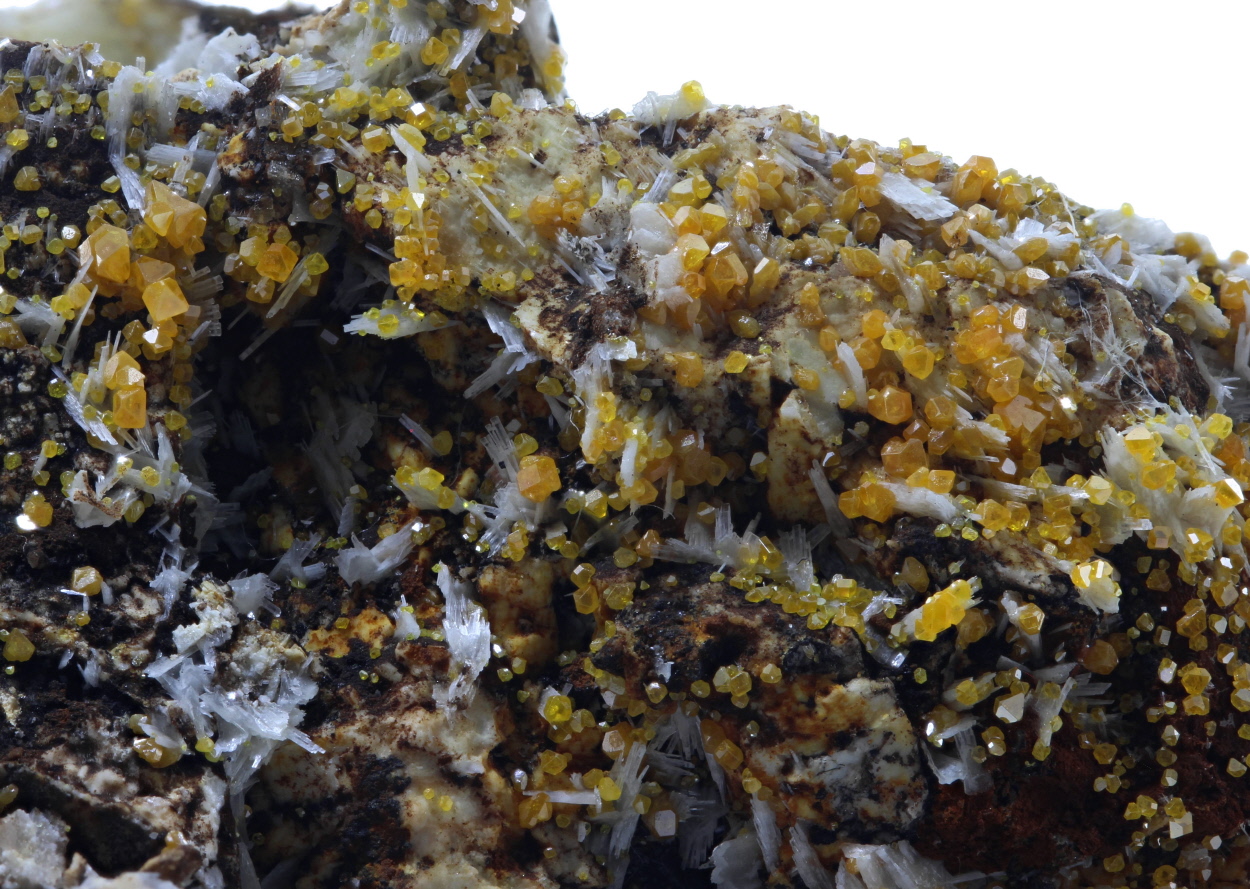 Wulfenite & Baryte