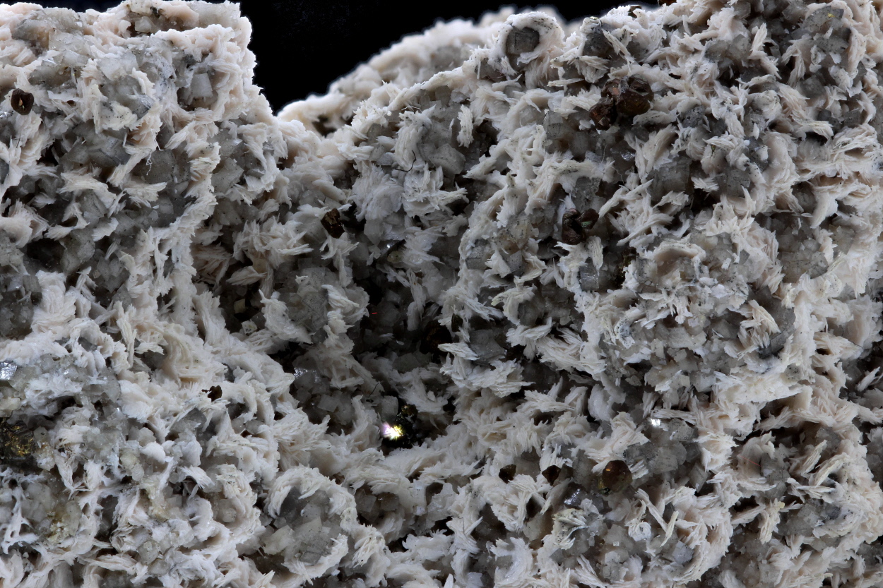 Chalcopyrite Baryte & Dolomite