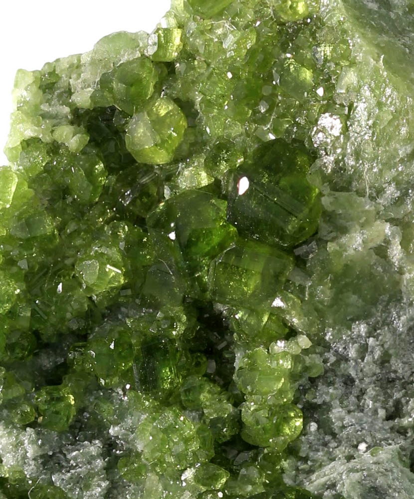 Chrome-Vesuvianite