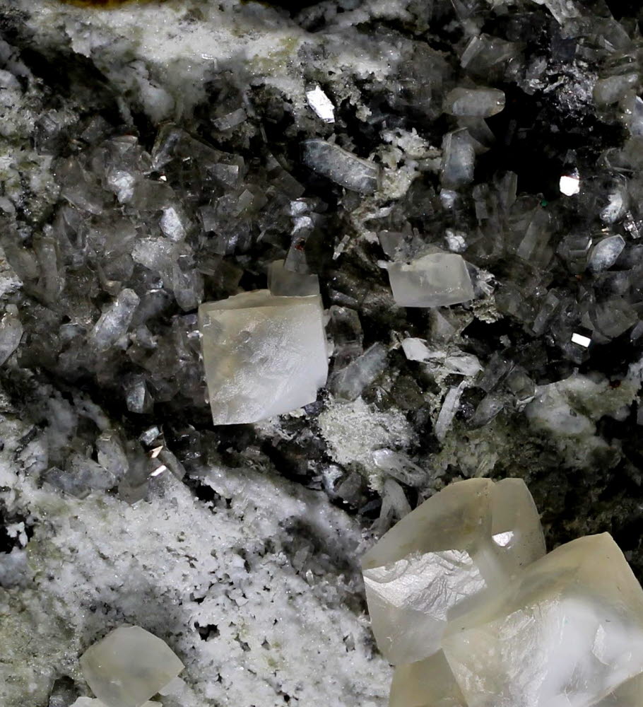 Heulandite & Calcite